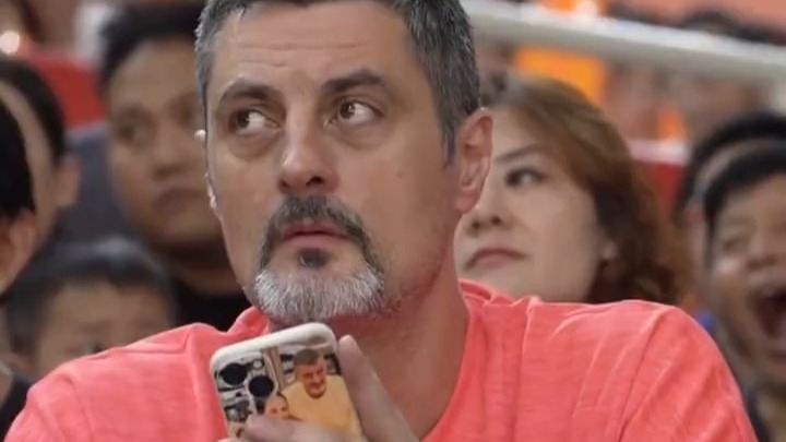 开云平台-包含塞尔维亚队教练压力巨大！，内马尔遭遇十五持续失利观众掌声雷动的词条