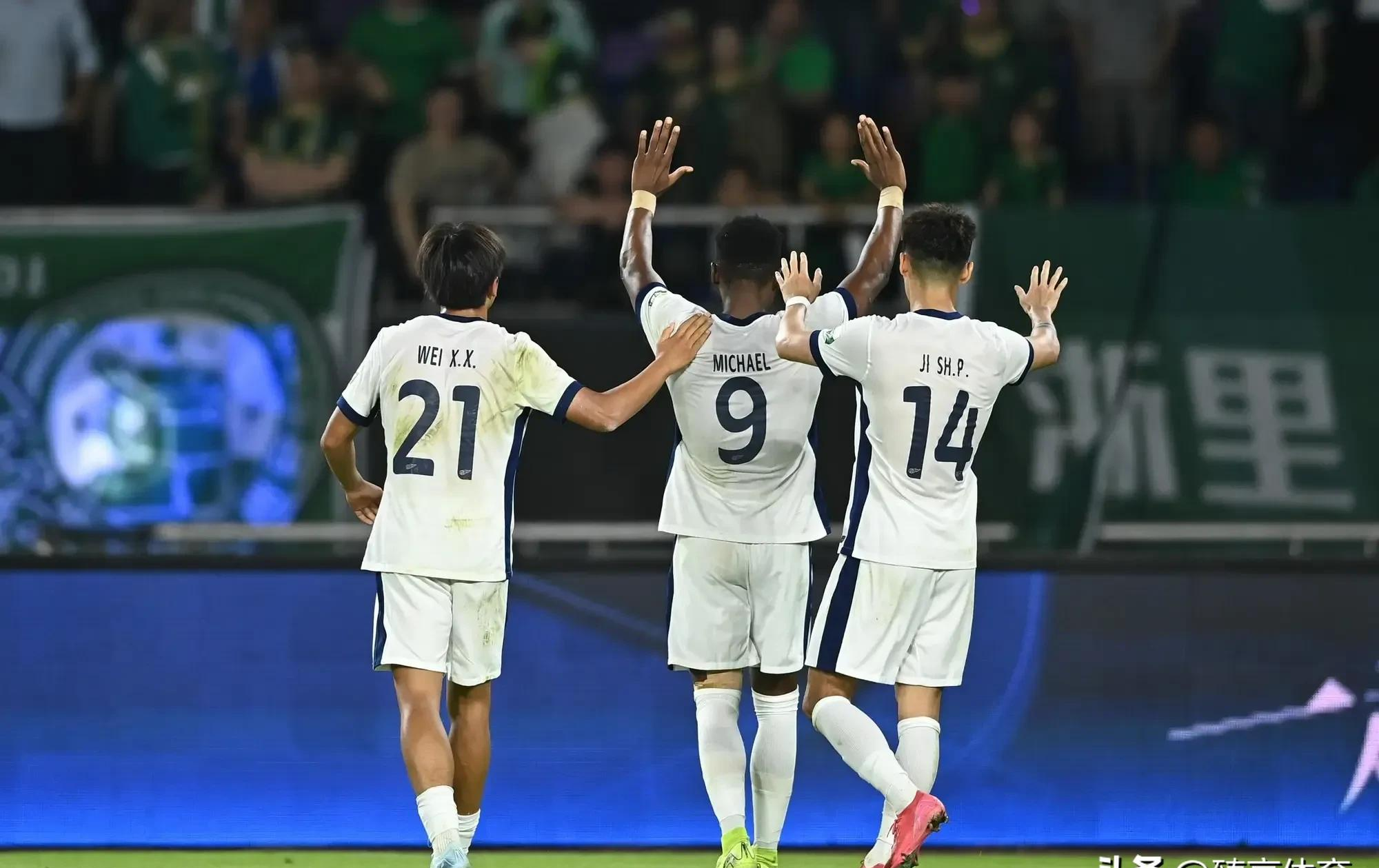 中国体育-里程碑夜！成都蓉城篮板制胜；葡超赛后刷纪录；气氛紧张；赛季目标并未改变的简单介绍